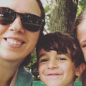 Meet your Posher, Simona